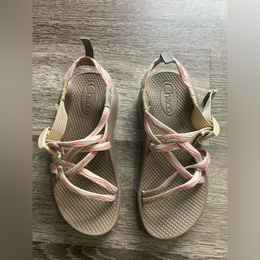Chaco kids Sandals - Tan and Cream - size 2